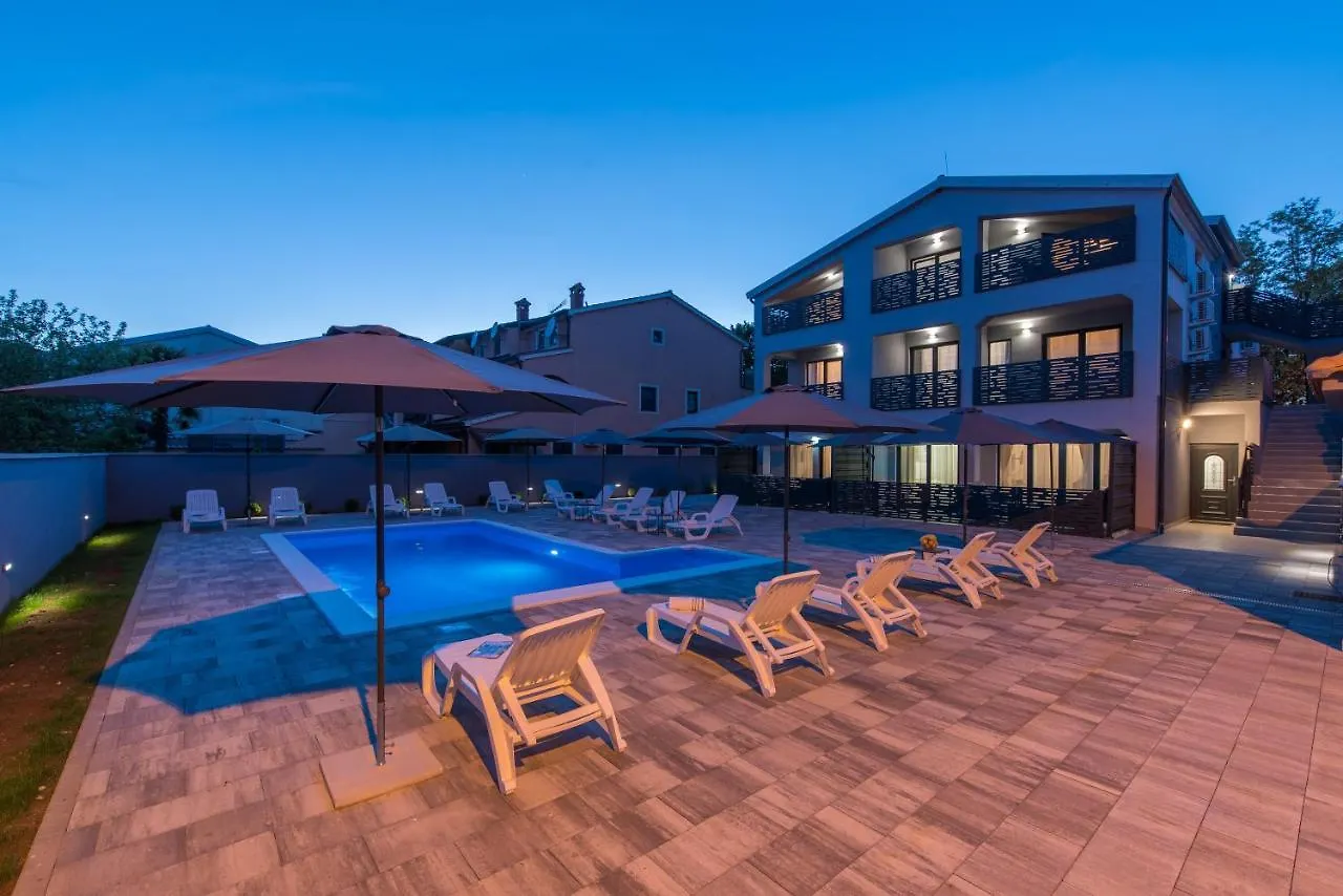 Apartmani Natalija Porec 0*,  Croatia