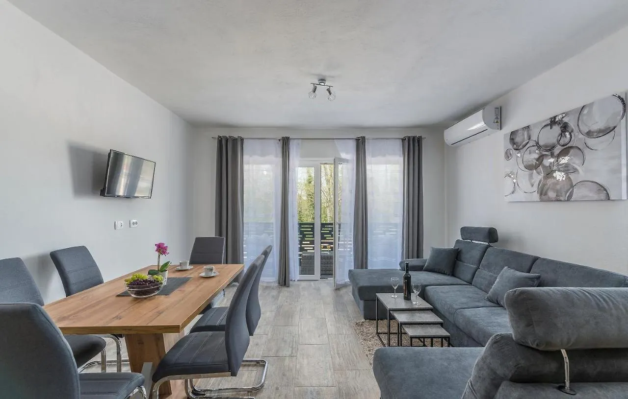 Apartmani Natalija بوريتش